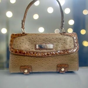 Guess Larissa Taupe Brown Satchel Handbag Purse